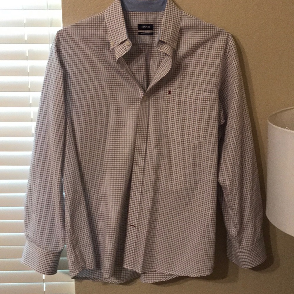 IZOD Men’s Button Up